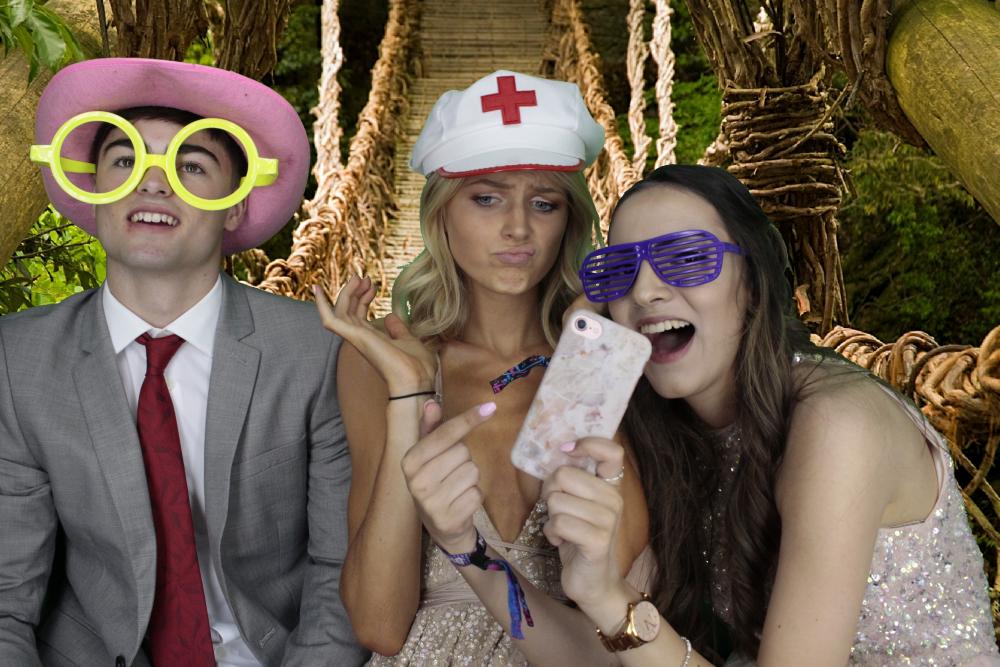 Silvermere Notre Dame  | View more photos from the event at gallery.myphotoboothexperience.co.uk/u/MyPhotoBoothExperienceLtd/Silvermere-Notre-Dame